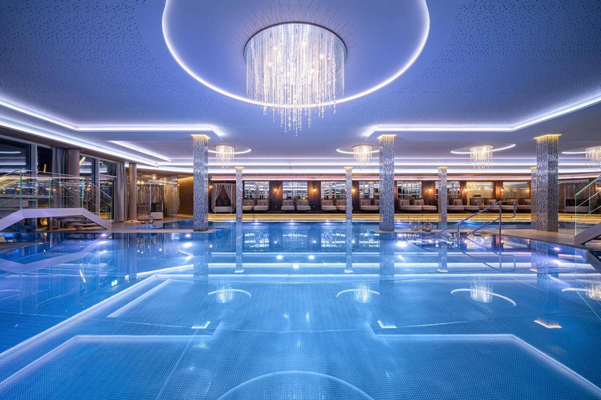 Wellness- & Sporthotel Jagdhof 洛恩巴赫 外观 照片