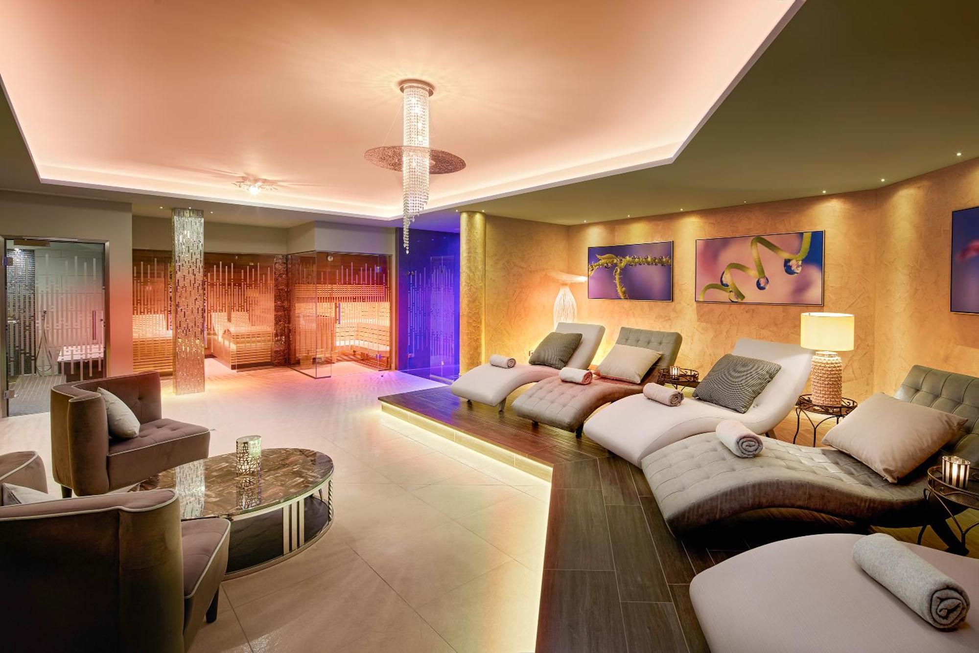Wellness- & Sporthotel Jagdhof 洛恩巴赫 外观 照片